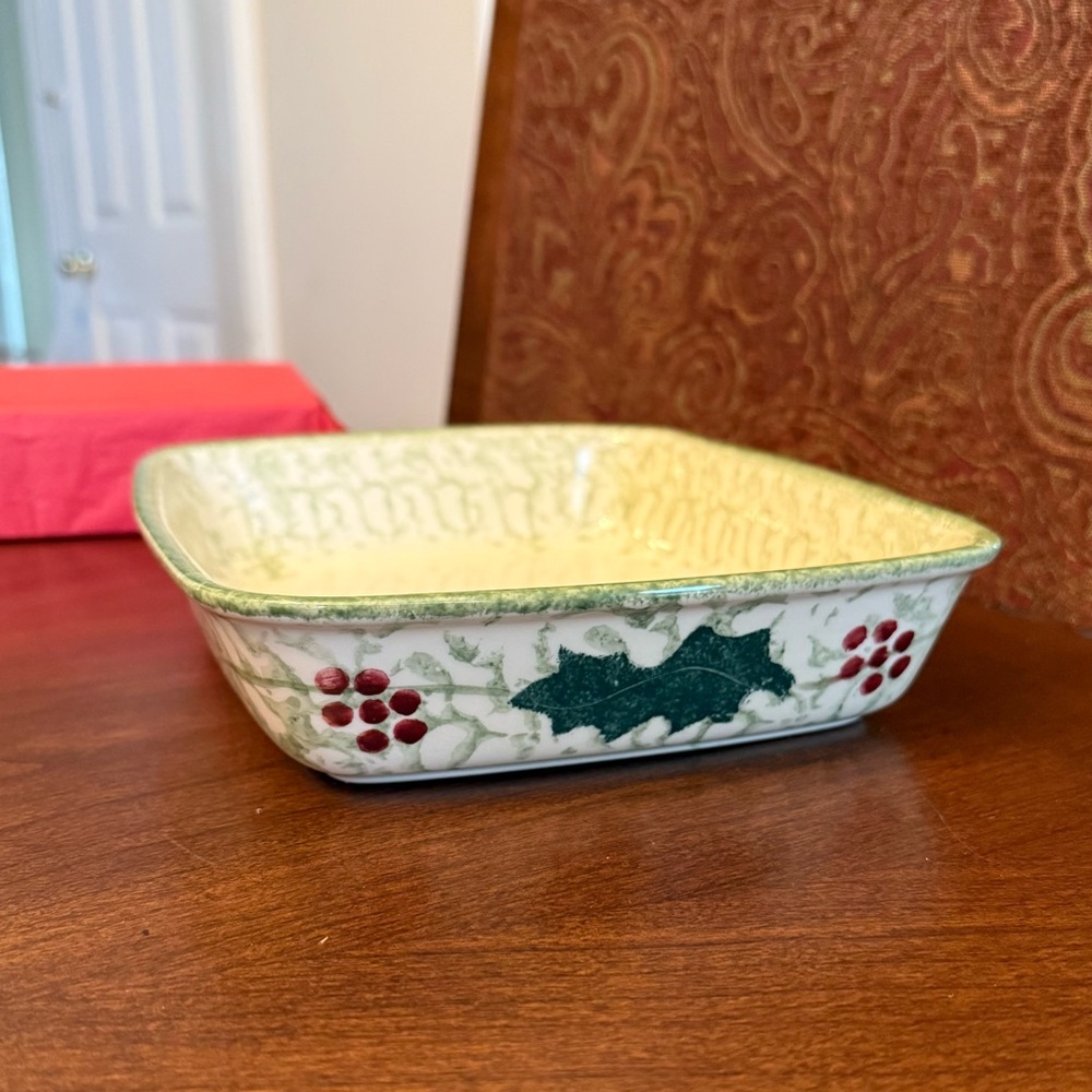 Vintage Poole Pottery England Winter Vine 9.5”L Lasagna Casserole Dish